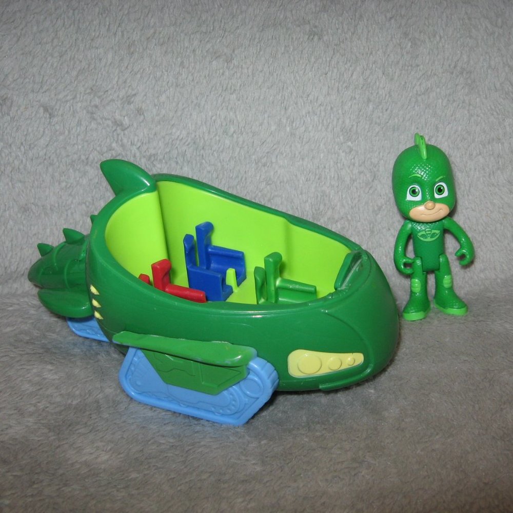 PJ Masks ~ Action Figure Lot ~ Gekko and Vehicle Set
